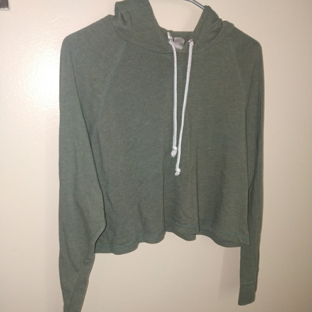 Cropped hoodie!